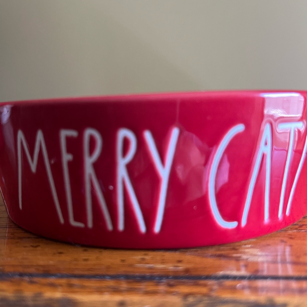 Rae Dunn Merry Catmas Bowl EUC